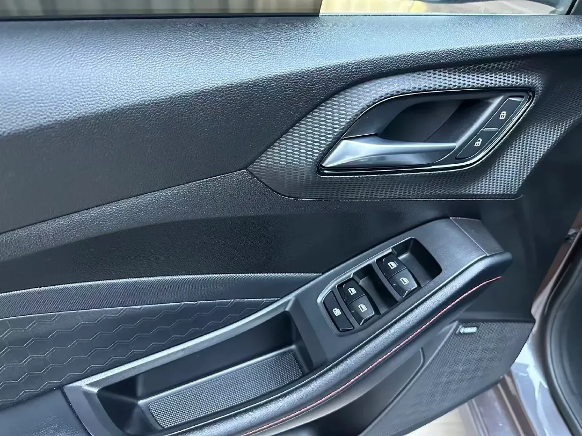 2022 MG 5 1.5L 120HP L4 CVT,autocango,china used car exporter,china ev exporter,chinese used car exporter,chinese used ev exporter