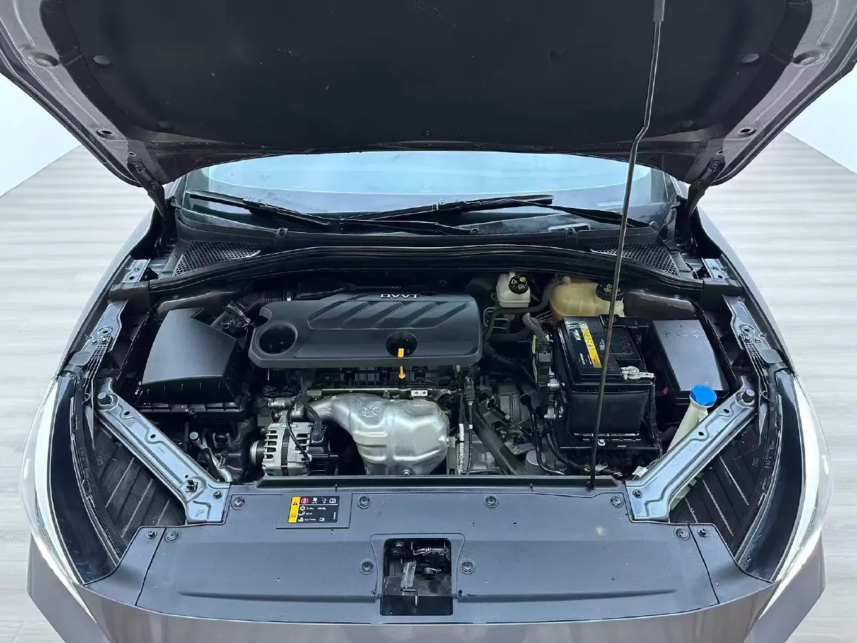 2022 MG 5 1.5L 120HP L4 CVT,autocango,china used car exporter,china ev exporter,chinese used car exporter,chinese used ev exporter