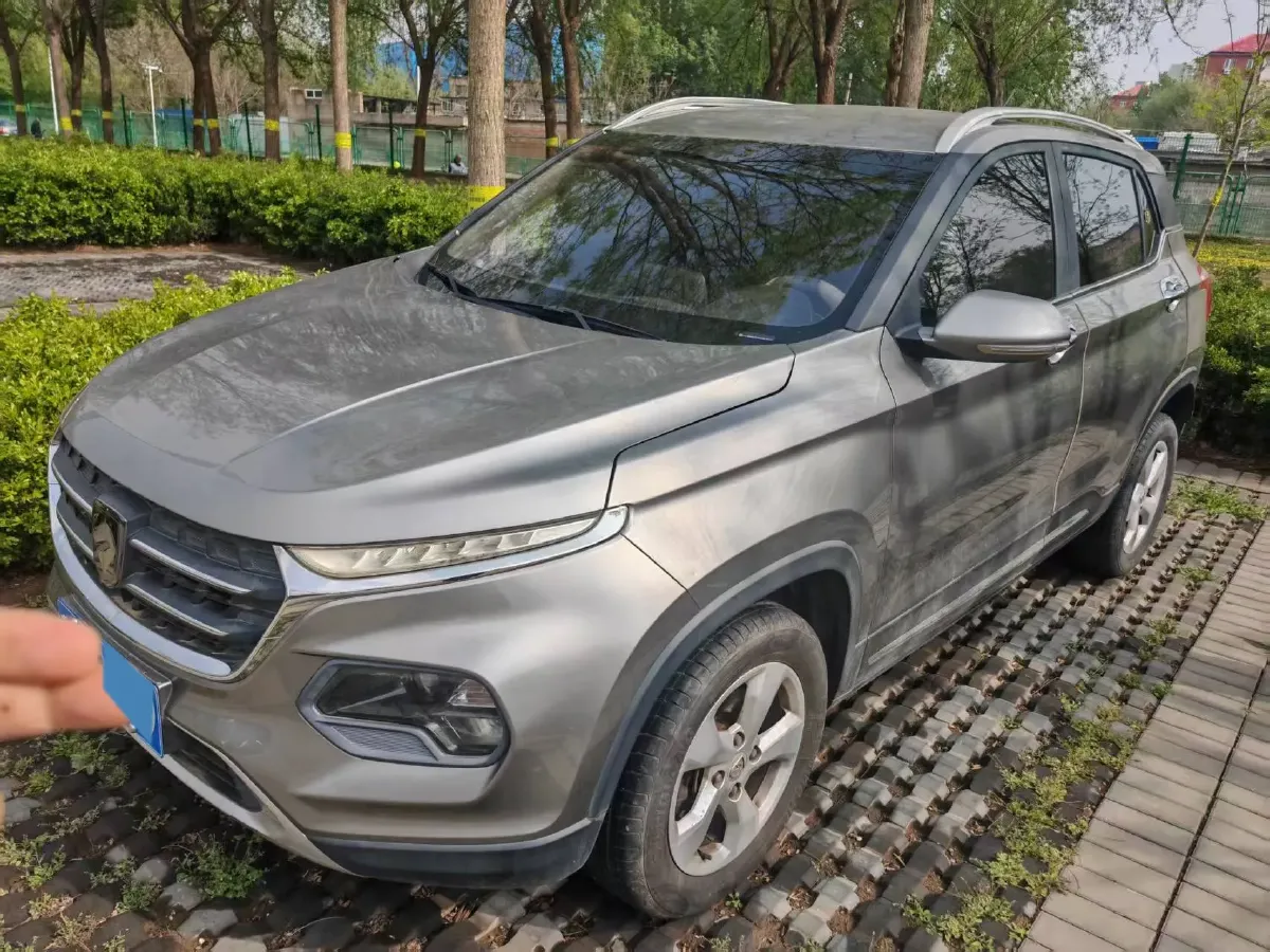 2017 BaoJun 510 1.5L 112HP L4 6MT,autocango,china used car exporter,china ev exporter,chinese used car exporter,chinese used ev exporter