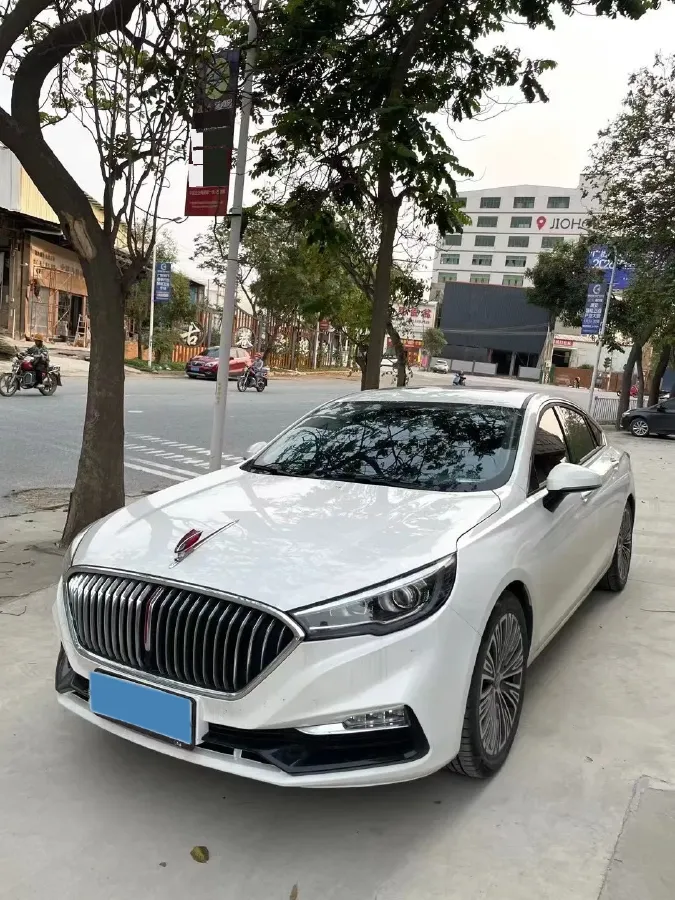 2022 HongQi H5 1.8T 197HP L4 6AT,autocango,china used car exporter,china ev exporter,chinese used car exporter,chinese used ev exporter