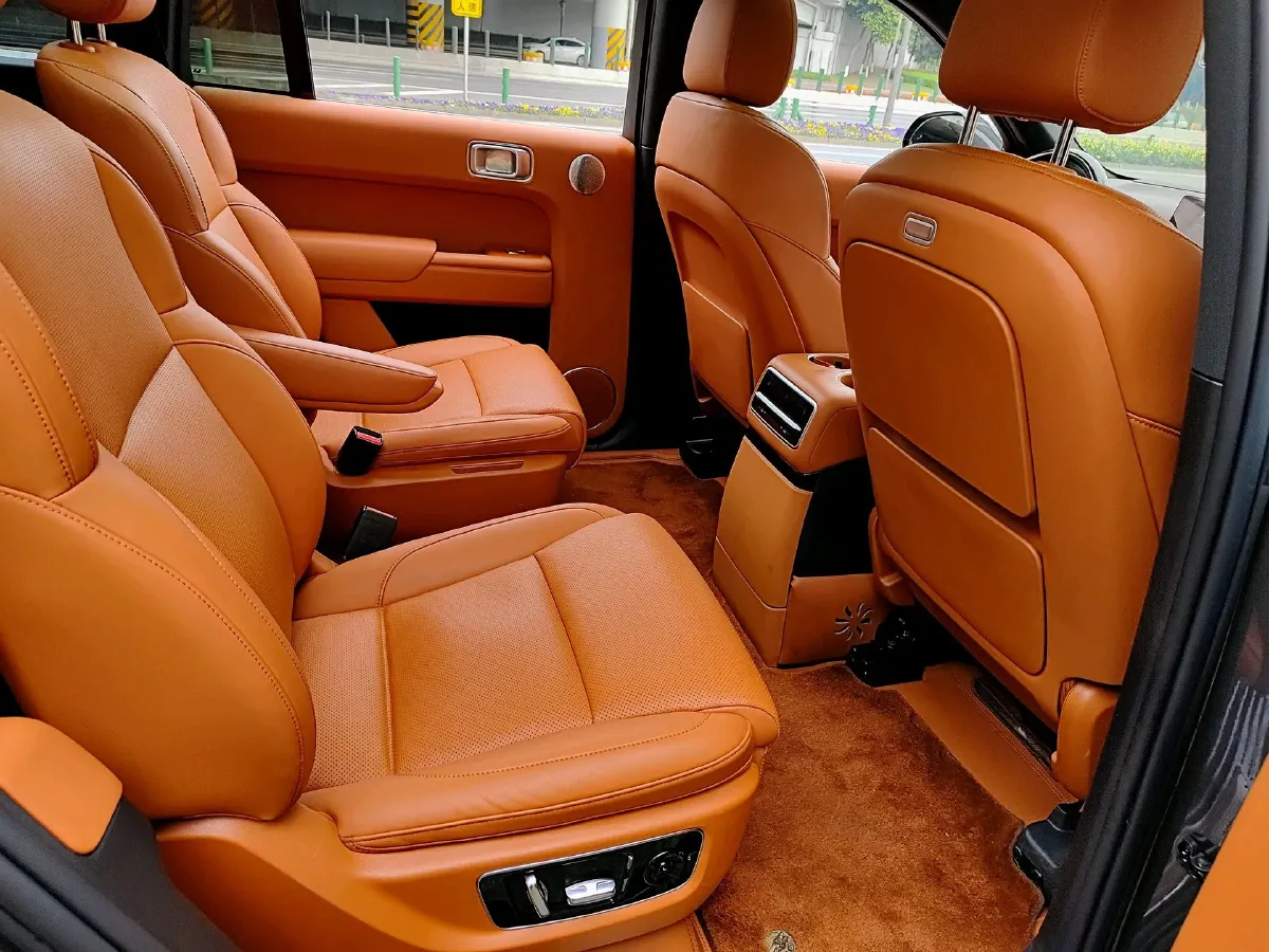 2023 Li L9 Range Extended 154HP REEV 42.6KWH,autocango,china used car exporter,china ev exporter,chinese used car exporter,chinese used ev exporter