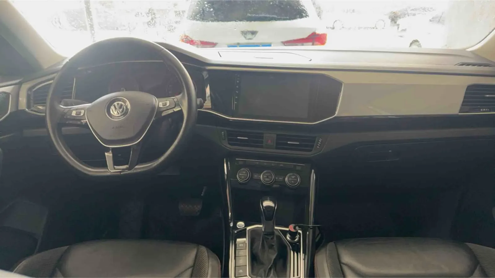 2019 Jeep Cherokee 2.0T 234HP L4 9AT,autocango,china used car exporter,china ev exporter,chinese used car exporter,chinese used ev exporter