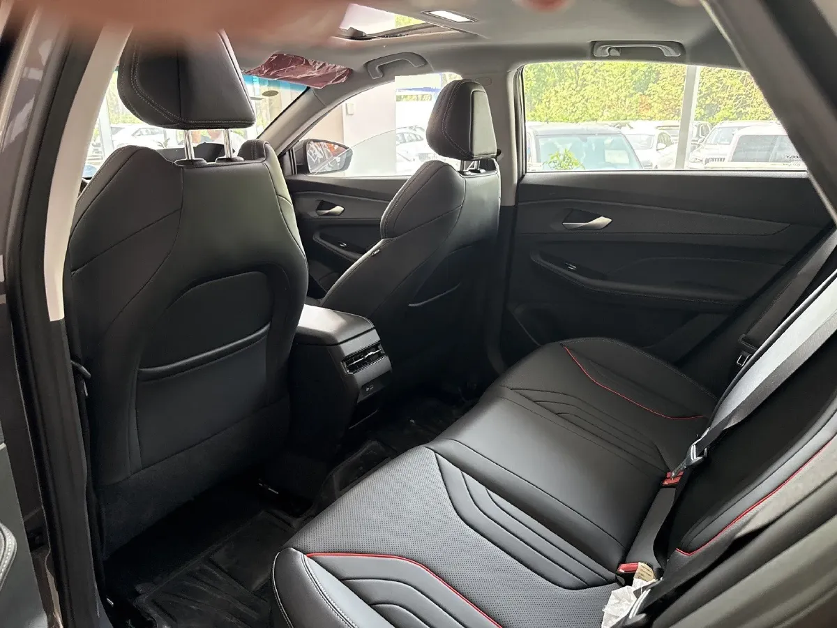 2024 Geely Binray 1.5T 181HP L4 7DCT,autocango,china used car exporter,china ev exporter,chinese used car exporter,chinese used ev exporter