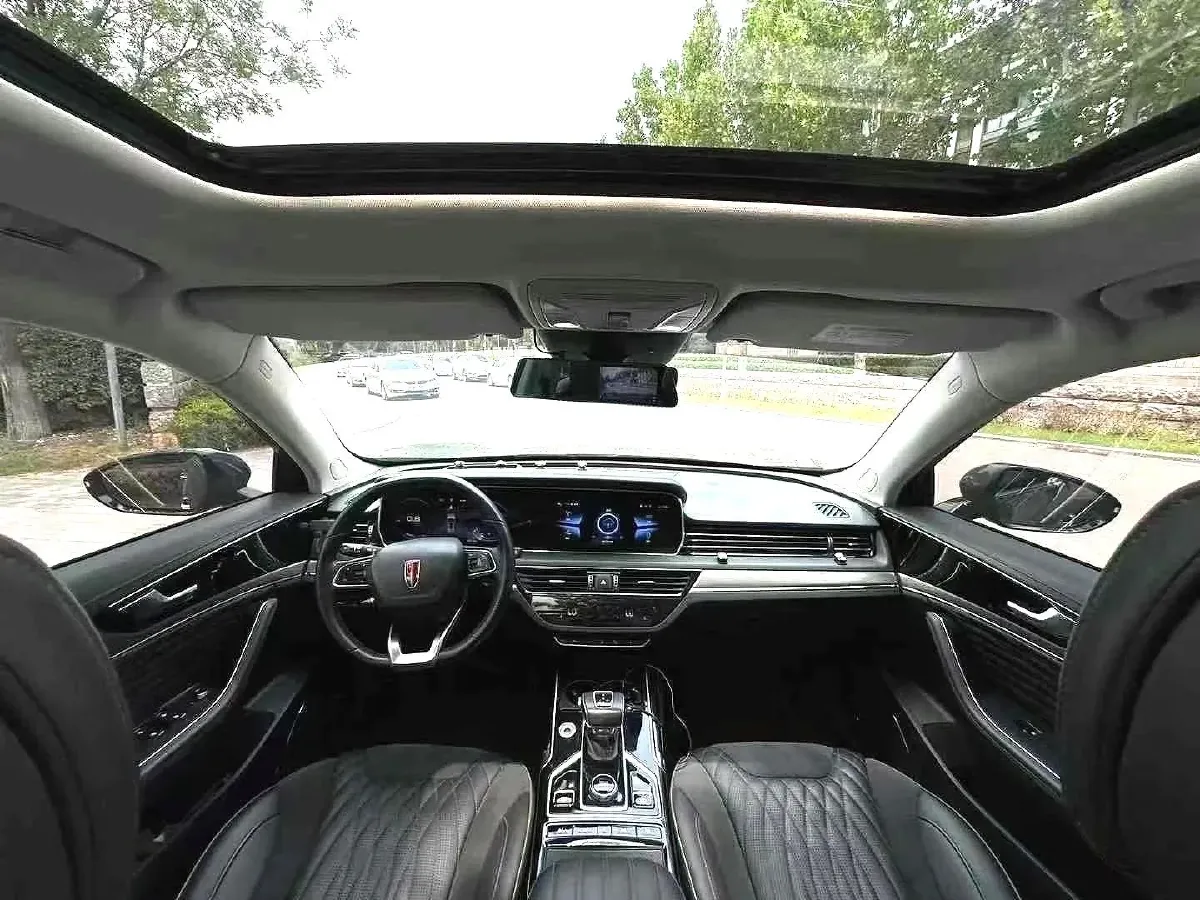 2022 HongQi HS5 2.0T 224HP L4 6AT,autocango,china used car exporter,china ev exporter,chinese used car exporter,chinese used ev exporter