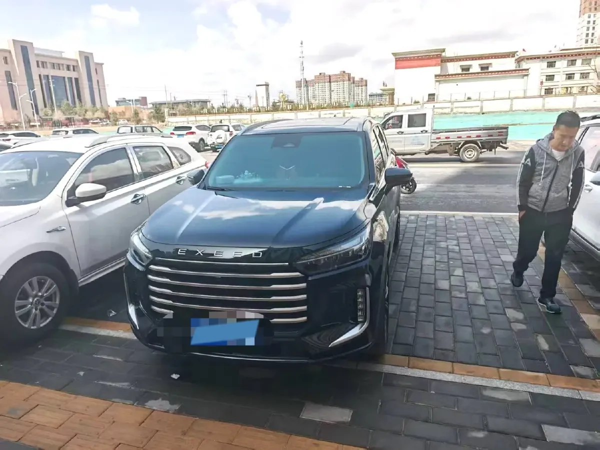 2025 Exceed VX 2.0T 261HP L4 8AT,autocango,china used car exporter,china ev exporter,chinese used car exporter,chinese used ev exporter