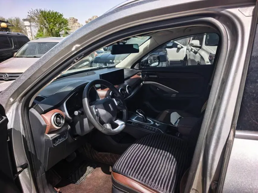 2019 WEY VV6 2.0T 224HP L4 7DCT,autocango,china used car exporter,china ev exporter,chinese used car exporter,chinese used ev exporter