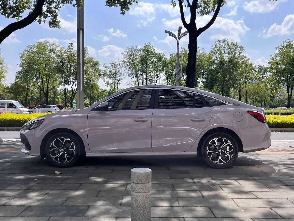 2021 MG 5 1.5L 120HP L4 CVT,autocango,china used car exporter,china ev exporter,chinese used car exporter,chinese used ev exporter
