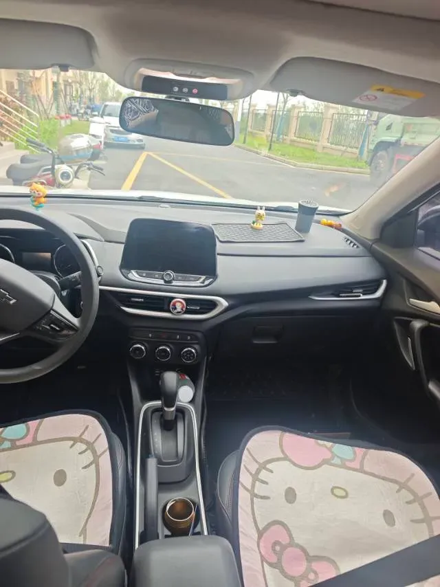 2019 Chevrolet Trax 1.0T 125HP L3 6AT,autocango,china used car exporter,china ev exporter,chinese used car exporter,chinese used ev exporter