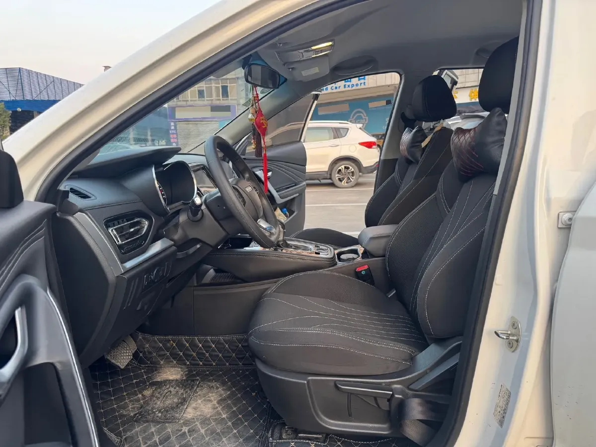 2018 ChangAn Eado 1.6L 128HP L4 6AT,autocango,china used car exporter,china ev exporter,chinese used car exporter,chinese used ev exporter