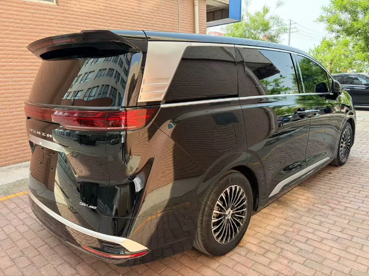 2024 Denza D9 1.5T 139HP L4 E-CVT PHEV 40KWH,autocango,china used car exporter,china ev exporter,chinese used car exporter,chinese used ev exporter