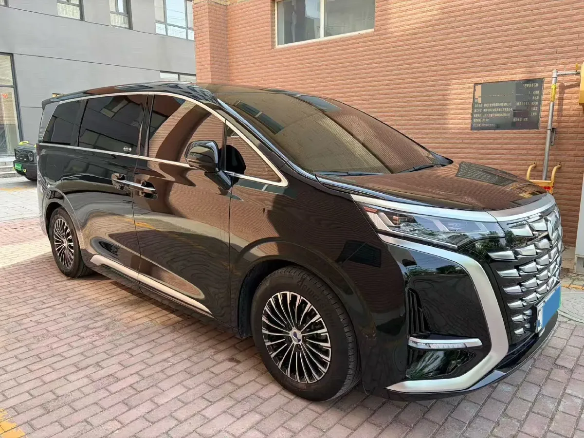 2024 Denza D9 1.5T 139HP L4 E-CVT PHEV 40KWH,autocango,china used car exporter,china ev exporter,chinese used car exporter,chinese used ev exporter