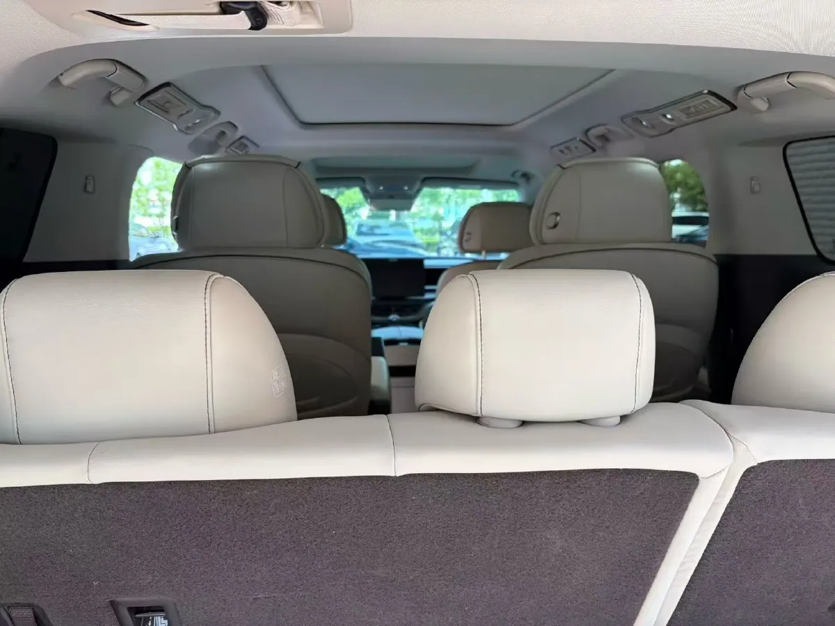 2024 Denza D9 1.5T 139HP L4 E-CVT PHEV 40KWH,autocango,china used car exporter,china ev exporter,chinese used car exporter,chinese used ev exporter