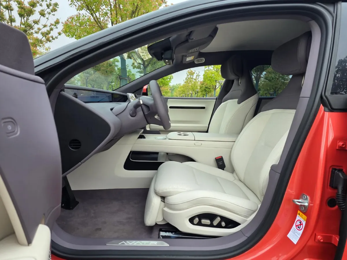 2025 Avatr 06 REEV 156HP REEV,autocango,china used car exporter,china ev exporter,chinese used car exporter,chinese used ev exporter