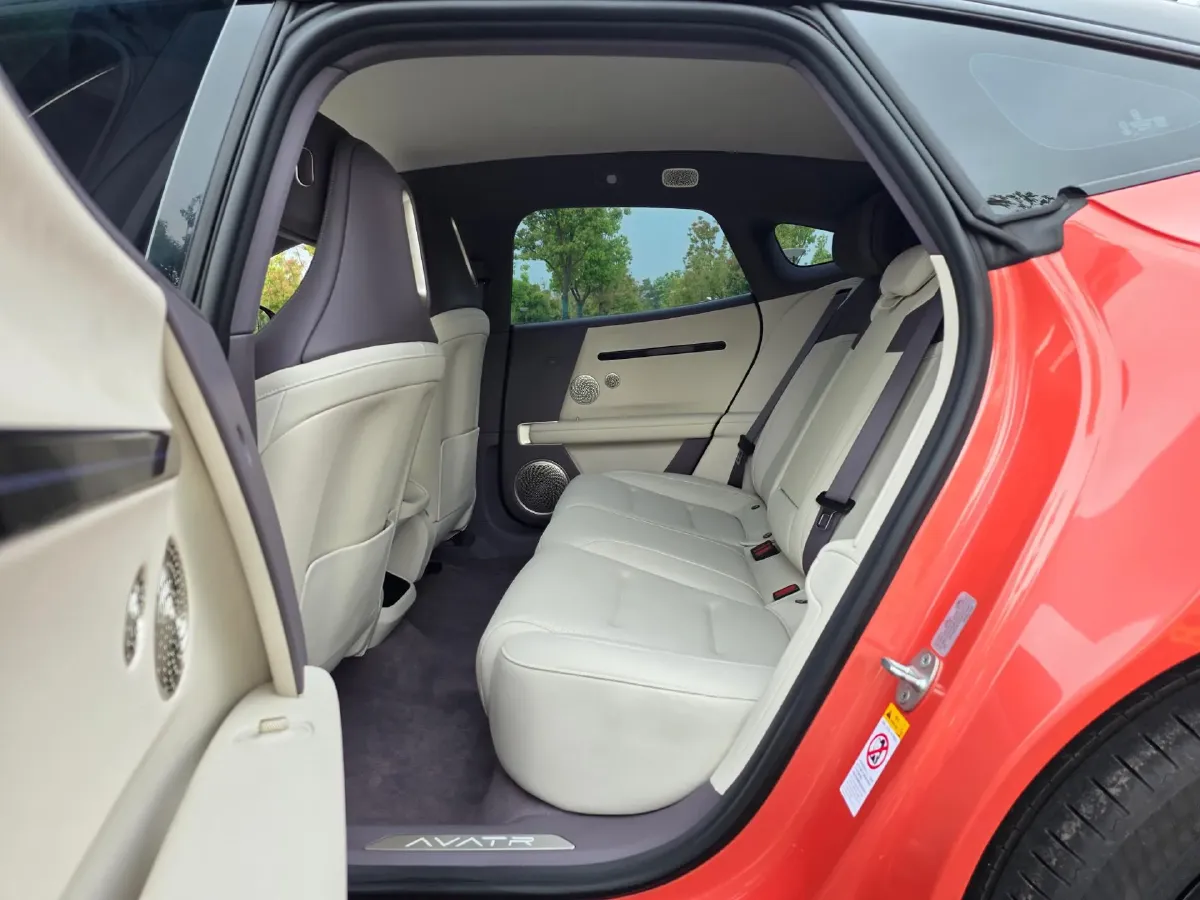 2025 Avatr 06 REEV 156HP REEV,autocango,china used car exporter,china ev exporter,chinese used car exporter,chinese used ev exporter