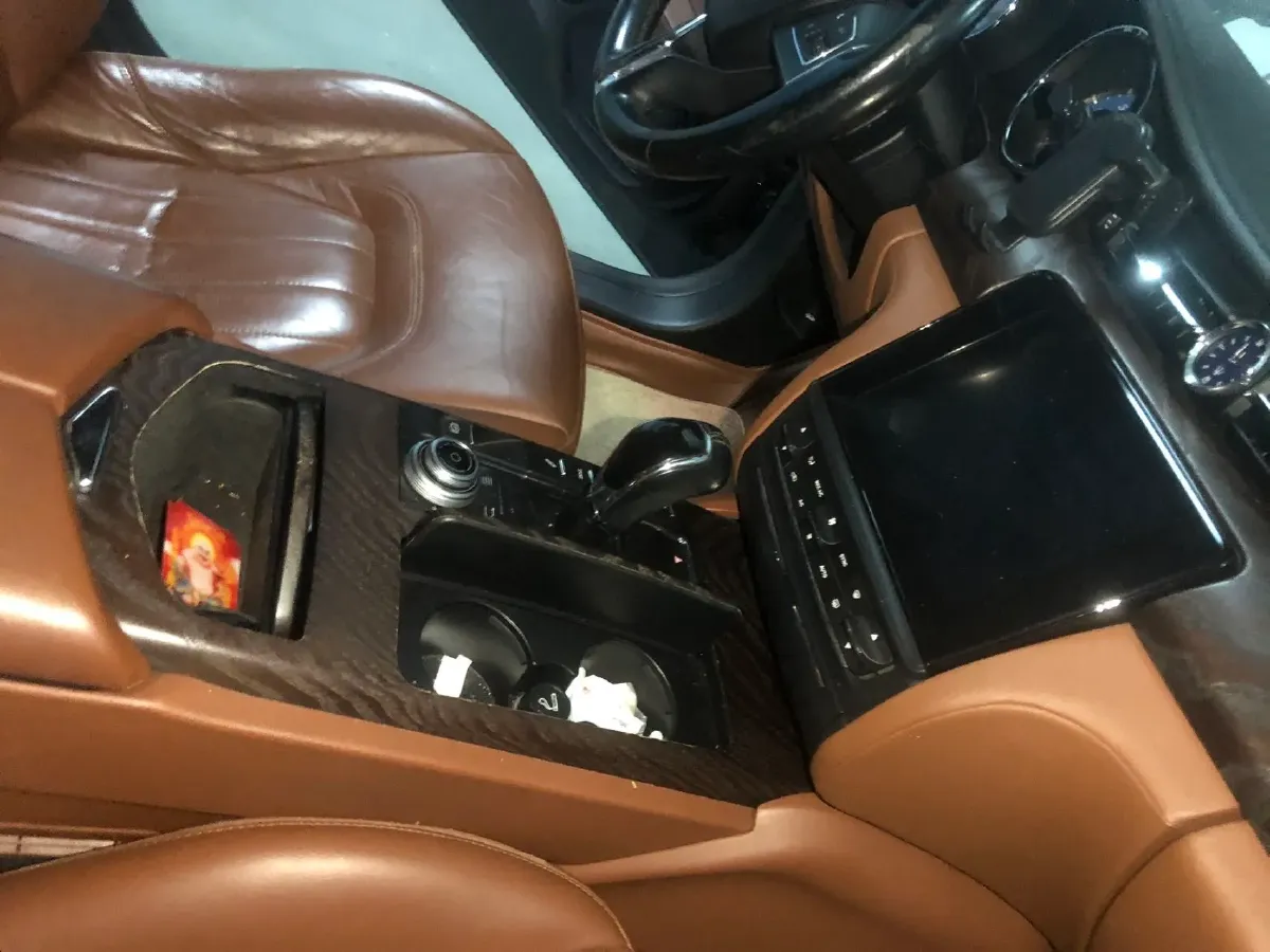 2018 Maserati Quattroporte 3.0T 350HP V6 8AT,autocango,china used car exporter,china ev exporter,chinese used car exporter,chinese used ev exporter