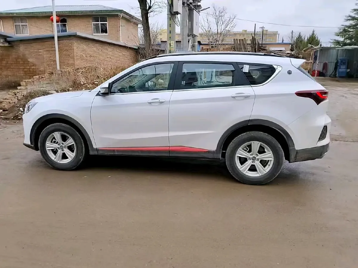 2023 Jetour X70 1.5T 156HP L4 6MT,autocango,china used car exporter,china ev exporter,chinese used car exporter,chinese used ev exporter