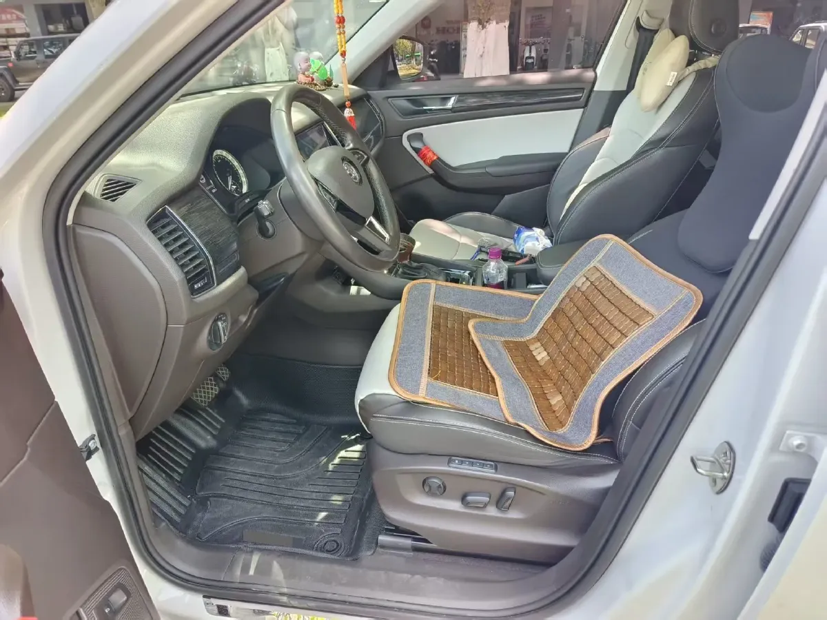 2018 Skoda Kodiak 2.0T 186HP L4 7DCT,autocango,china used car exporter,china ev exporter,chinese used car exporter,chinese used ev exporter