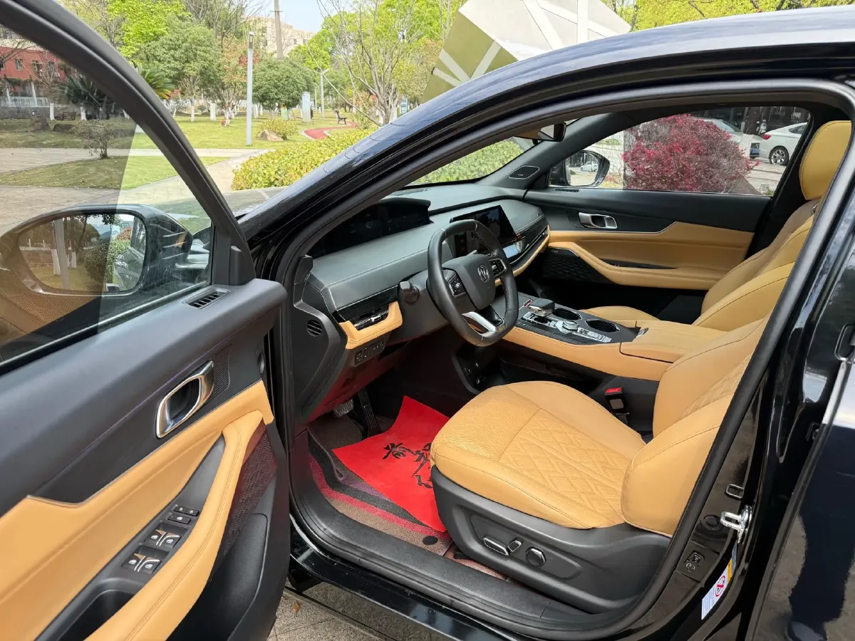 2021 ChangAn UNI-K 2.0T 233HP L4 8AT,autocango,china used car exporter,china ev exporter,chinese used car exporter,chinese used ev exporter