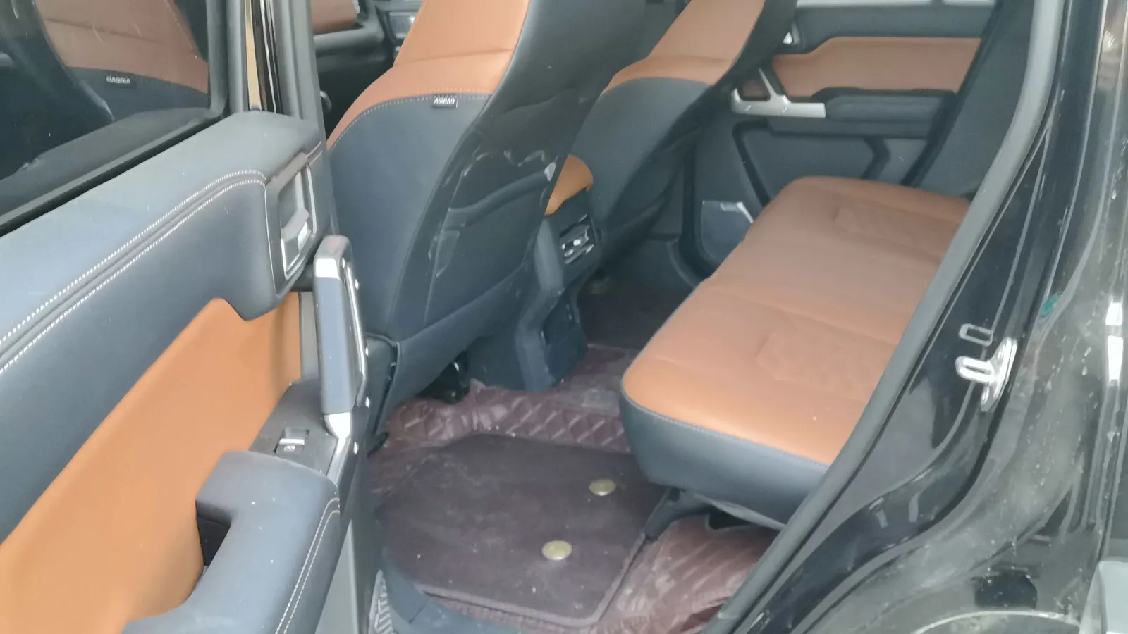 2026 212 212 T01 2.0T 170HP L4 8AT,autocango,china used car exporter,china ev exporter,chinese used car exporter,chinese used ev exporter