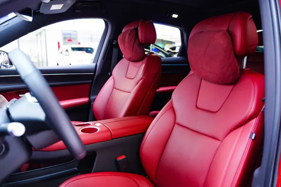 2025 AITO AITO M5 1.5T 152HP L4 REEV 42KWH,autocango,china used car exporter,china ev exporter,chinese used car exporter,chinese used ev exporter