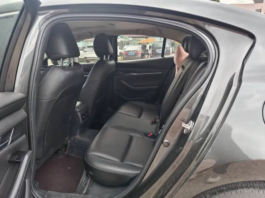 2020 Mazda 3 Axela 2.0L 158HP L4 6AT,autocango,china used car exporter,china ev exporter,chinese used car exporter,chinese used ev exporter