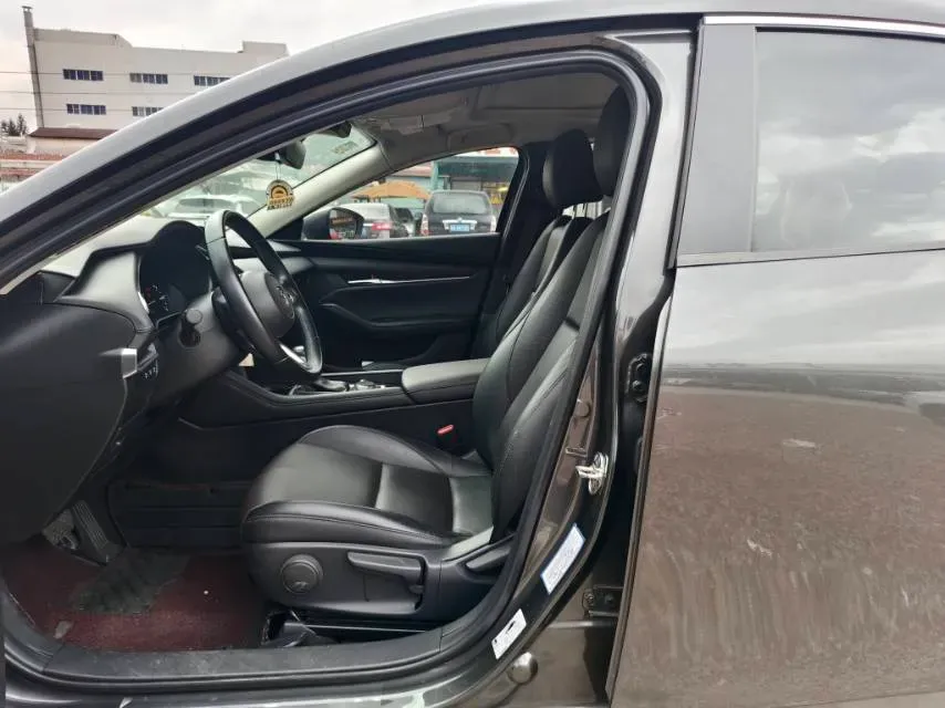 2020 Mazda 3 Axela 2.0L 158HP L4 6AT,autocango,china used car exporter,china ev exporter,chinese used car exporter,chinese used ev exporter