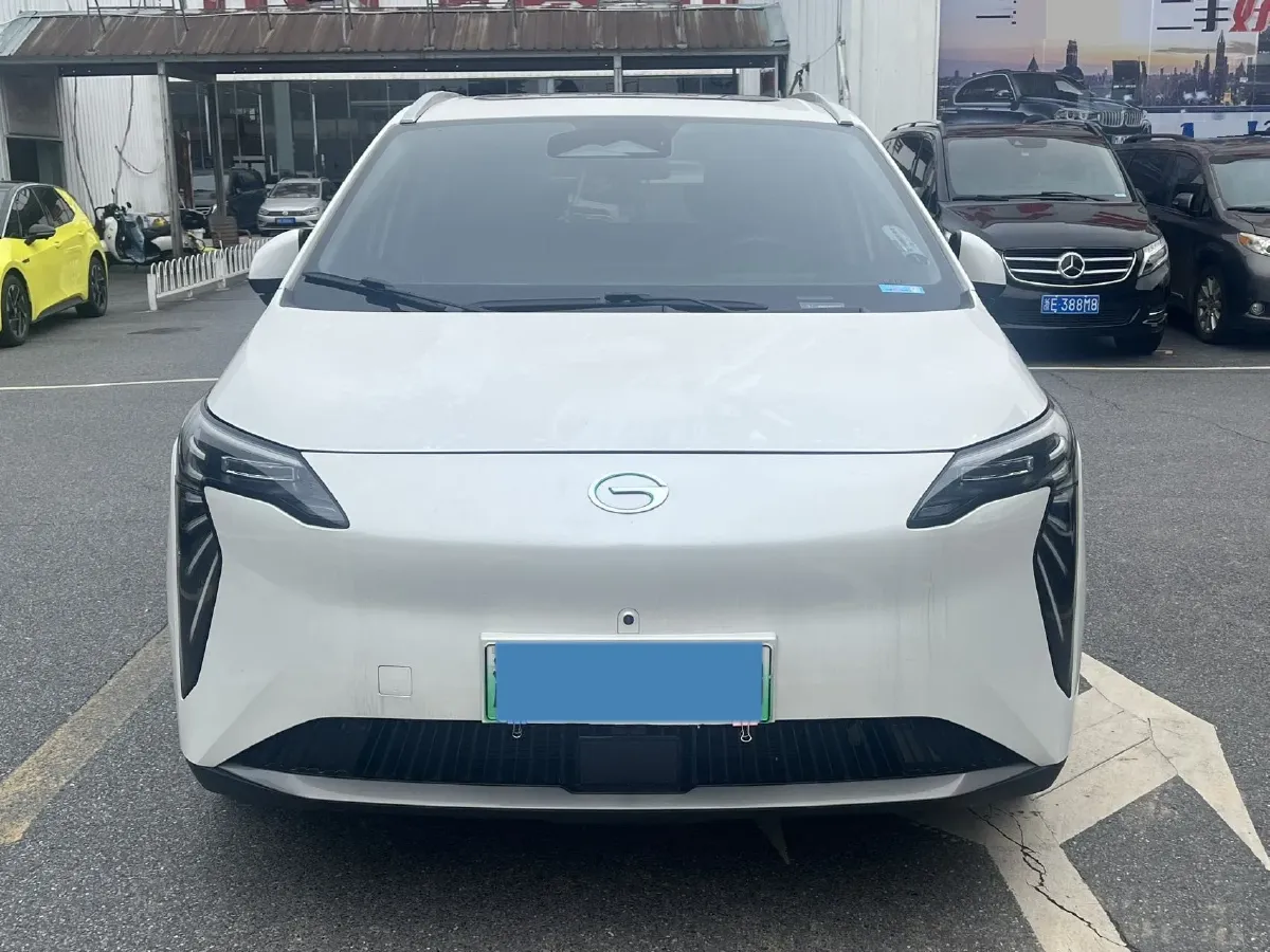 2024 Leapmotor C11 1.5L 95HP L4 REEV 43.74KWH,autocango,china used car exporter,china ev exporter,chinese used car exporter,chinese used ev exporter