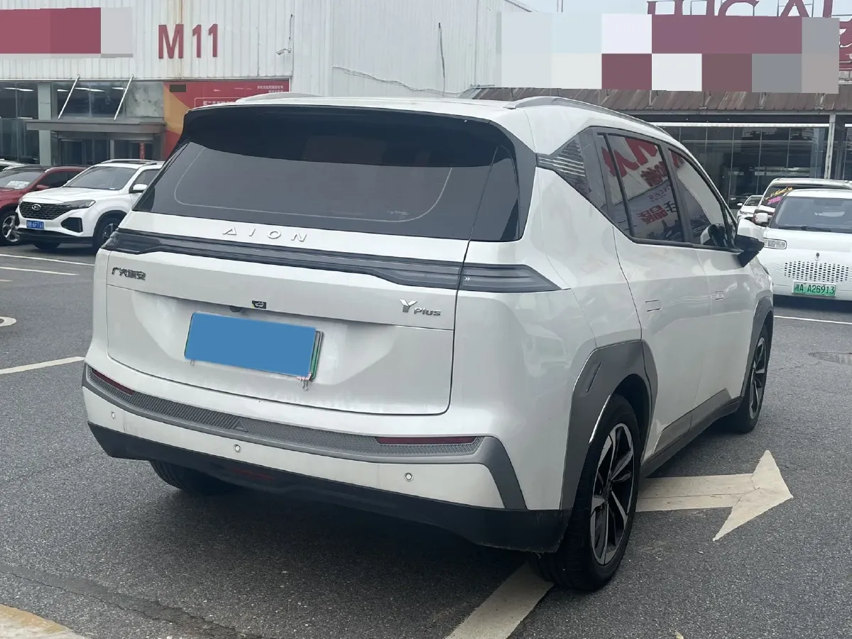 2024 Leapmotor C11 1.5L 95HP L4 REEV 43.74KWH,autocango,china used car exporter,china ev exporter,chinese used car exporter,chinese used ev exporter