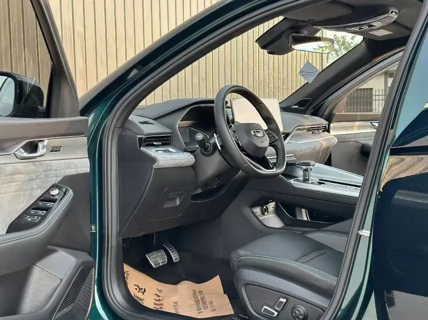 2023 Geely Preface 2.0T 190HP L4 7DCT,autocango,china used car exporter,china ev exporter,chinese used car exporter,chinese used ev exporter