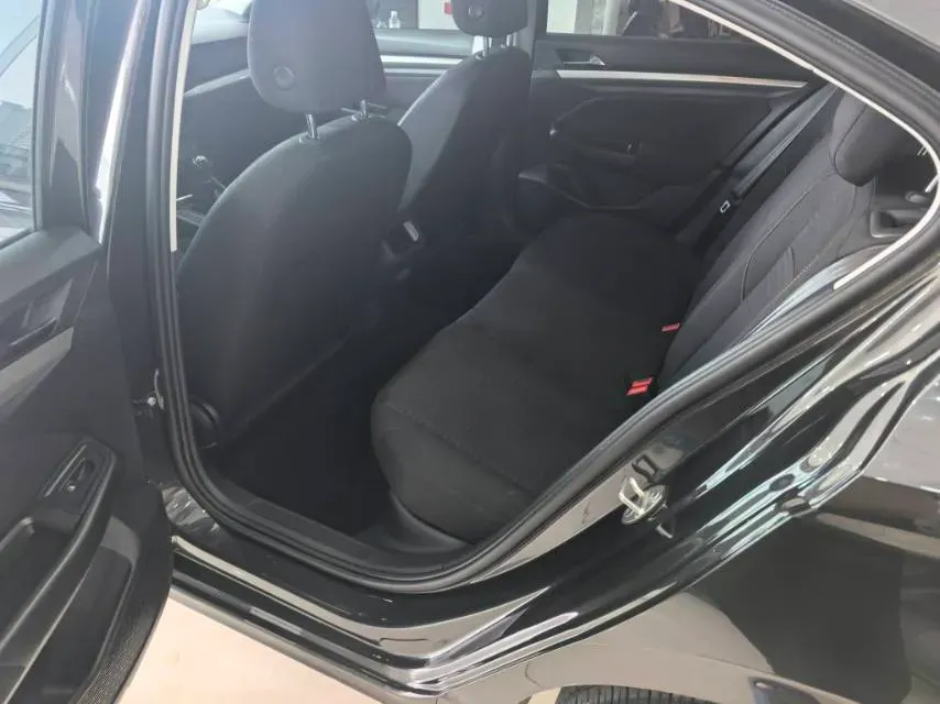 2020 Volkswagen Bora 1.5L 113HP L4 5MT,autocango,china used car exporter,china ev exporter,chinese used car exporter,chinese used ev exporter