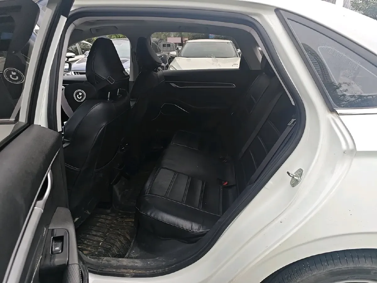 2022 Geely Emgrand 1.5L 114HP L4 CVT,autocango,china used car exporter,china ev exporter,chinese used car exporter,chinese used ev exporter