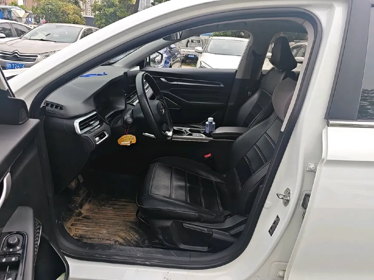 2022 Geely Emgrand 1.5L 114HP L4 CVT,autocango,china used car exporter,china ev exporter,chinese used car exporter,chinese used ev exporter