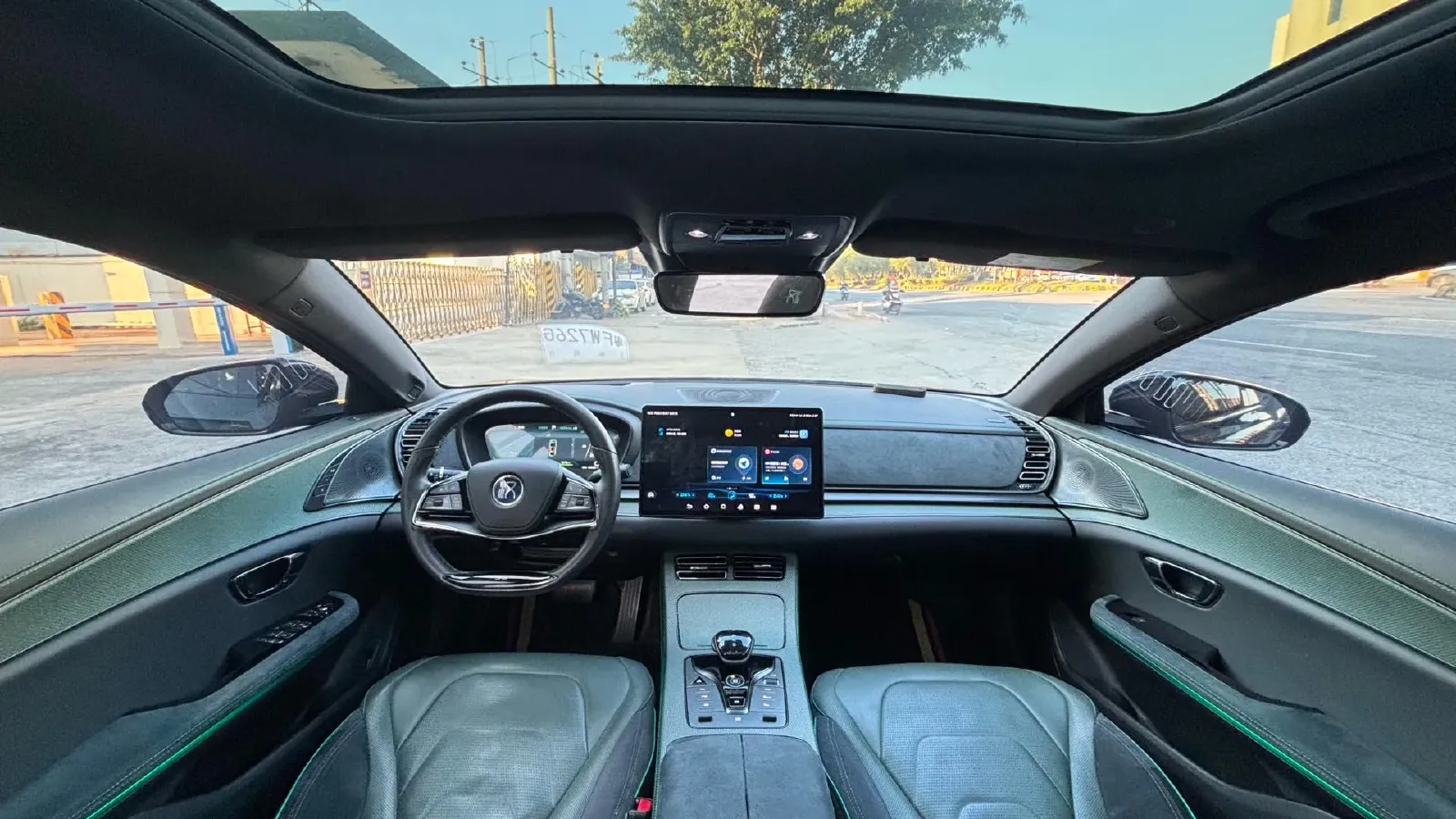 2022 Toyota Highlander 2.5L 192HP L4 E-CVT Hybrid,autocango,china used car exporter,china ev exporter,chinese used car exporter,chinese used ev exporter