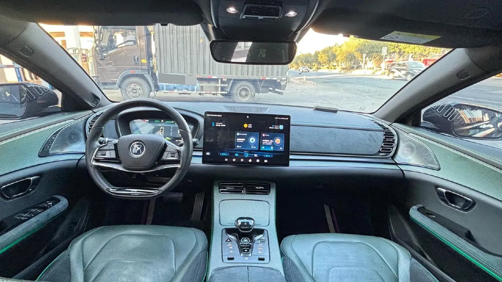 2022 Toyota Highlander 2.5L 192HP L4 E-CVT Hybrid,autocango,china used car exporter,china ev exporter,chinese used car exporter,chinese used ev exporter