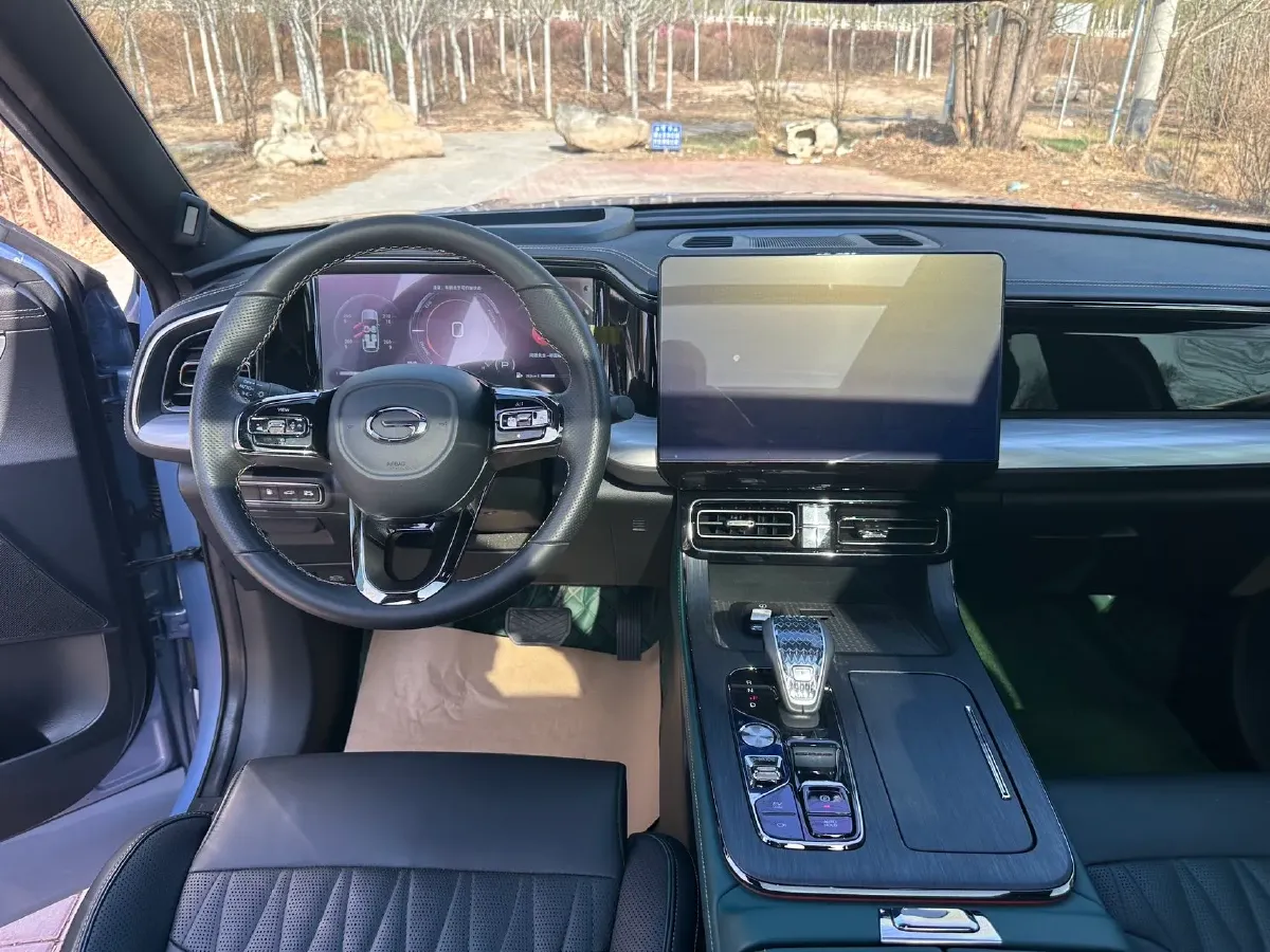 2022 GAC Trumpchi GS8 2.0T 190HP L4 E-CVT Hybrid,autocango,china used car exporter,china ev exporter,chinese used car exporter,chinese used ev exporter