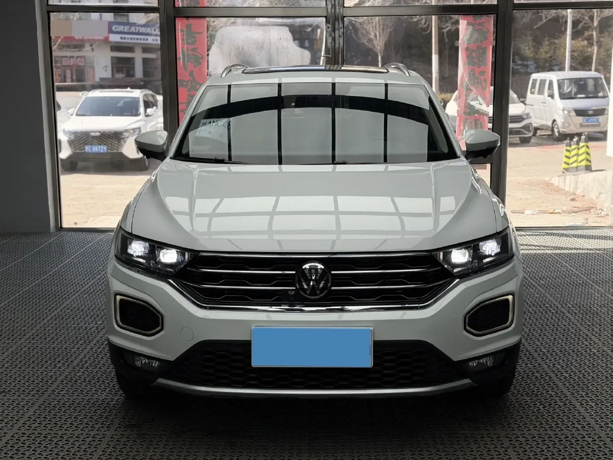2022 Volkswagen T-Roc 1.4T 150HP L4 7DCT,autocango,china used car exporter,china ev exporter,chinese used car exporter,chinese used ev exporter
