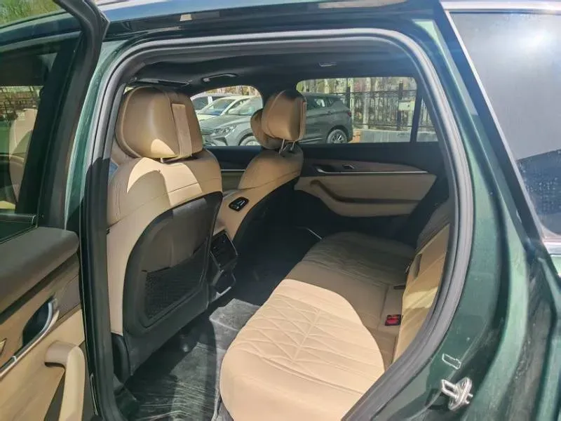 2025 Geely Monjaro 2.0T 238HP L4 8AT,autocango,china used car exporter,china ev exporter,chinese used car exporter,chinese used ev exporter