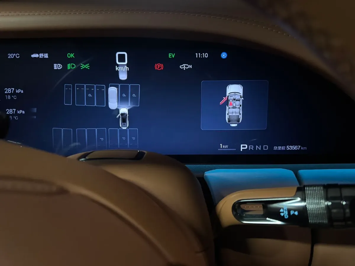 2023 YangWang U8 2.0T 272HP L4 REEV 49.05KWH,autocango,china used car exporter,china ev exporter,chinese used car exporter,chinese used ev exporter