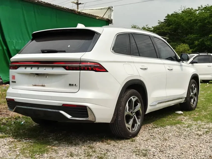 2021 Geely Monjaro 2.0T 218HP L4 7DCT,autocango,china used car exporter,china ev exporter,chinese used car exporter,chinese used ev exporter