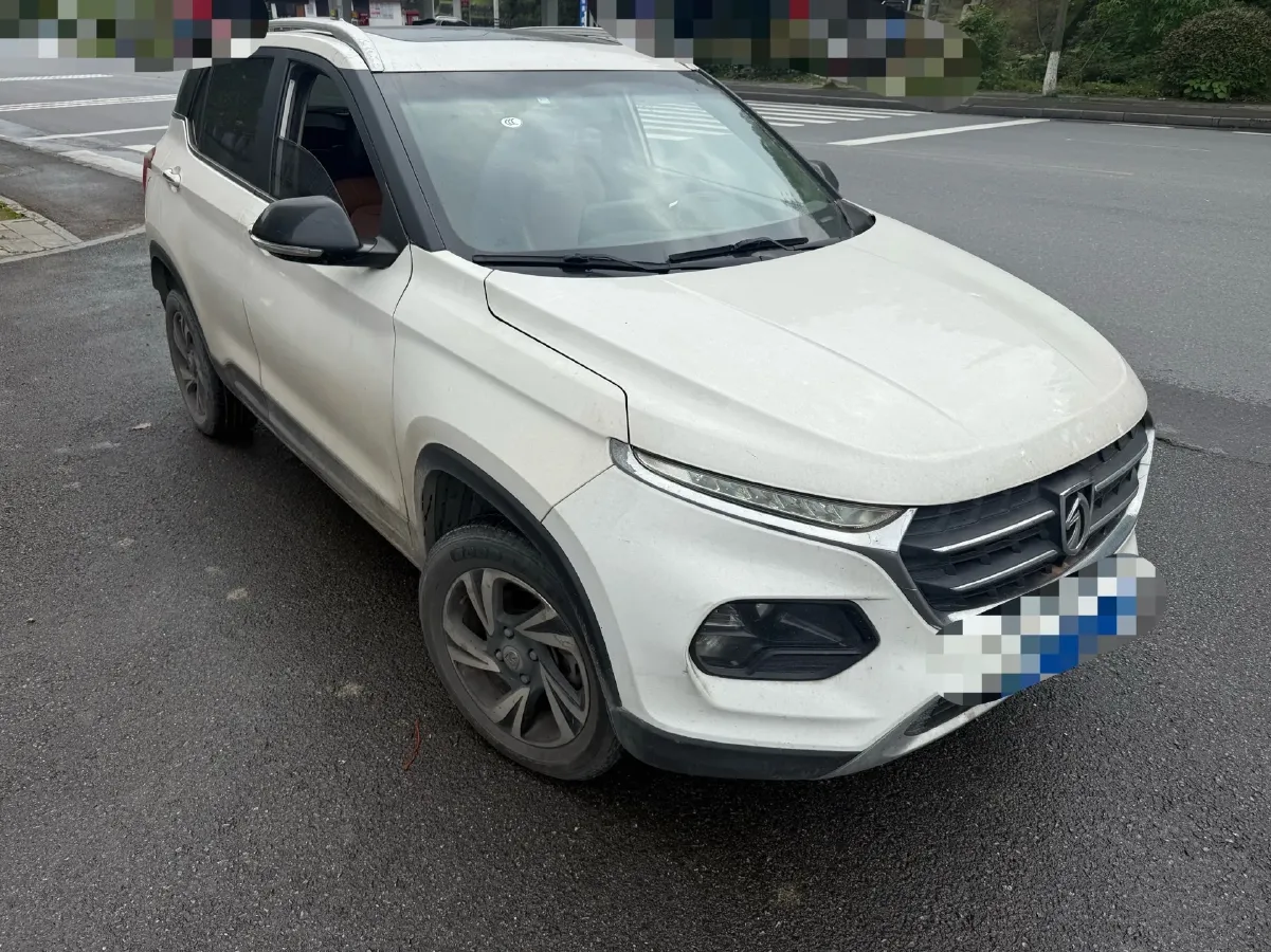 2017 HaiMa S5 Young Edition 1.6L 122HP L4 5MT,autocango,china used car exporter,china ev exporter,chinese used car exporter,chinese used ev exporter