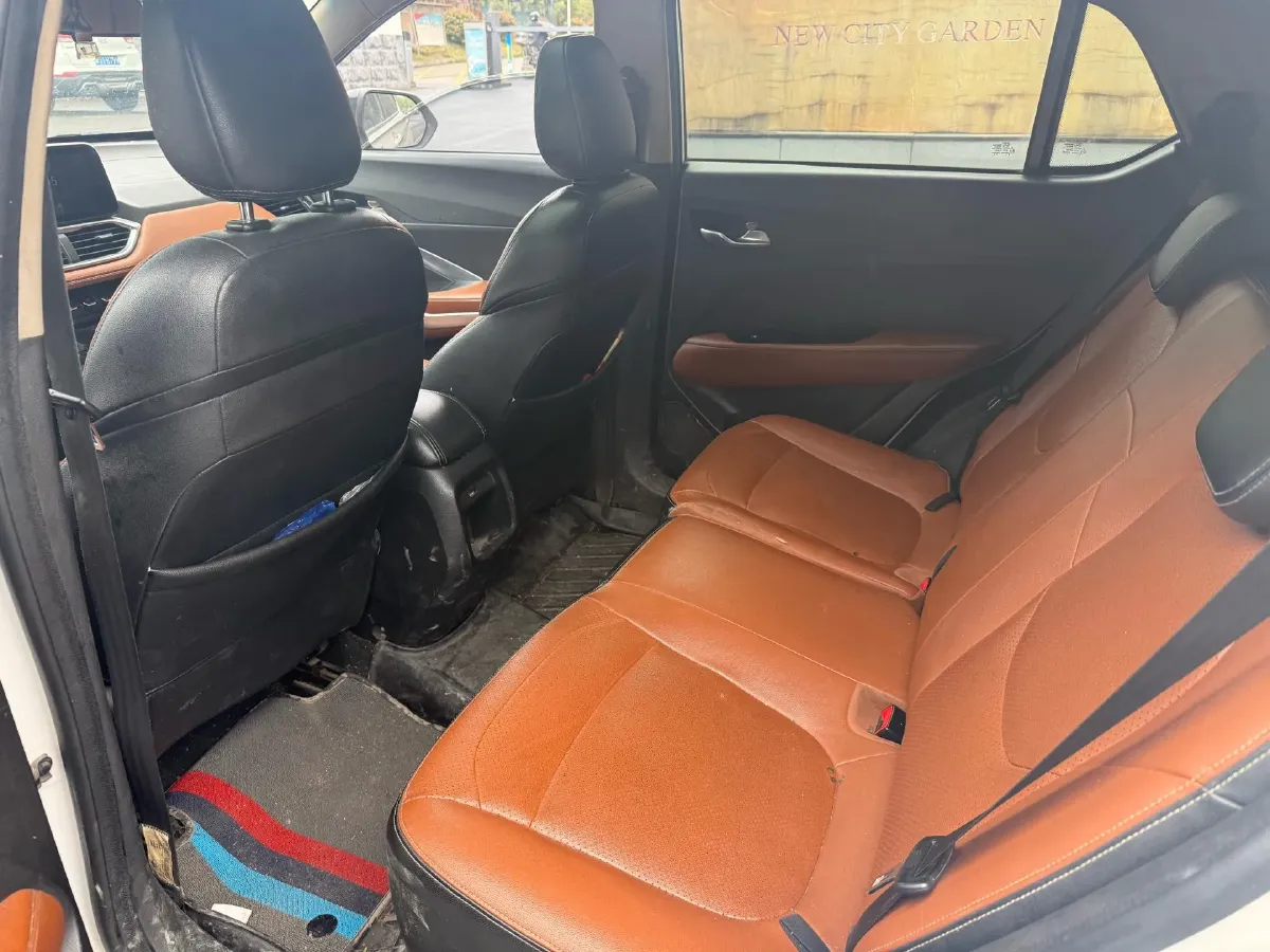 2017 HaiMa S5 Young Edition 1.6L 122HP L4 5MT,autocango,china used car exporter,china ev exporter,chinese used car exporter,chinese used ev exporter