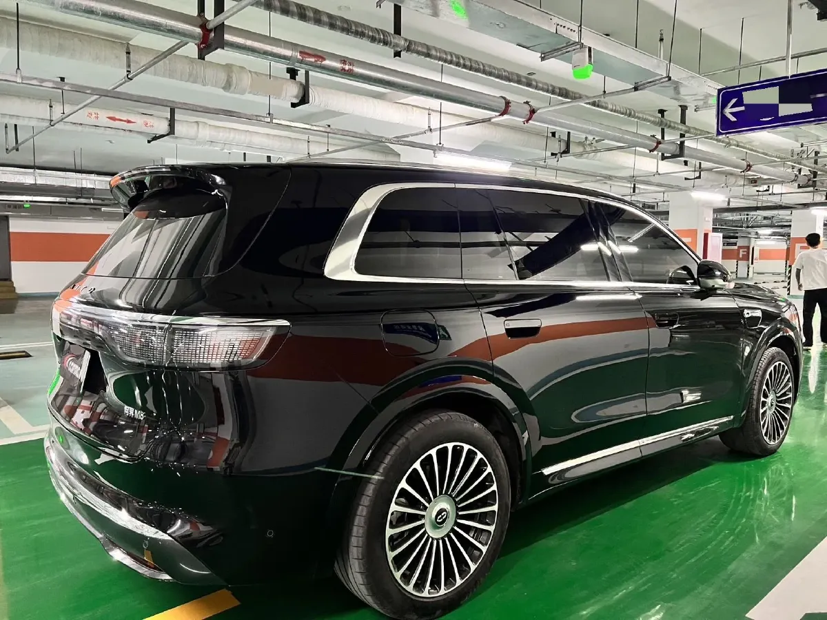 2025 AITO AITO M8 REEV 160HP REEV 53.4KWH,autocango,china used car exporter,china ev exporter,chinese used car exporter,chinese used ev exporter