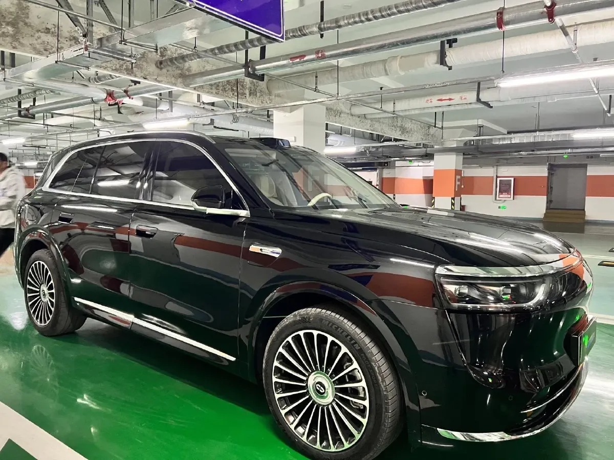 2025 AITO AITO M8 REEV 160HP REEV 53.4KWH,autocango,china used car exporter,china ev exporter,chinese used car exporter,chinese used ev exporter