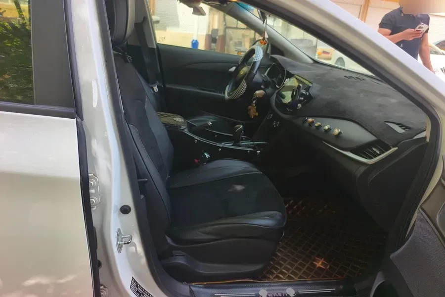 2019 Chevrolet Cavalier 1.5L 113HP L4 6AT,autocango,china used car exporter,china ev exporter,chinese used car exporter,chinese used ev exporter