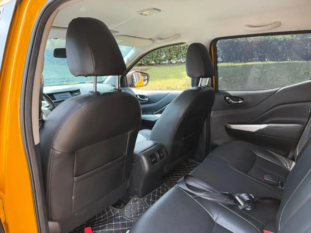 2023 Nissan Navara 2.5L 190HP L4 7AT,autocango,china used car exporter,china ev exporter,chinese used car exporter,chinese used ev exporter