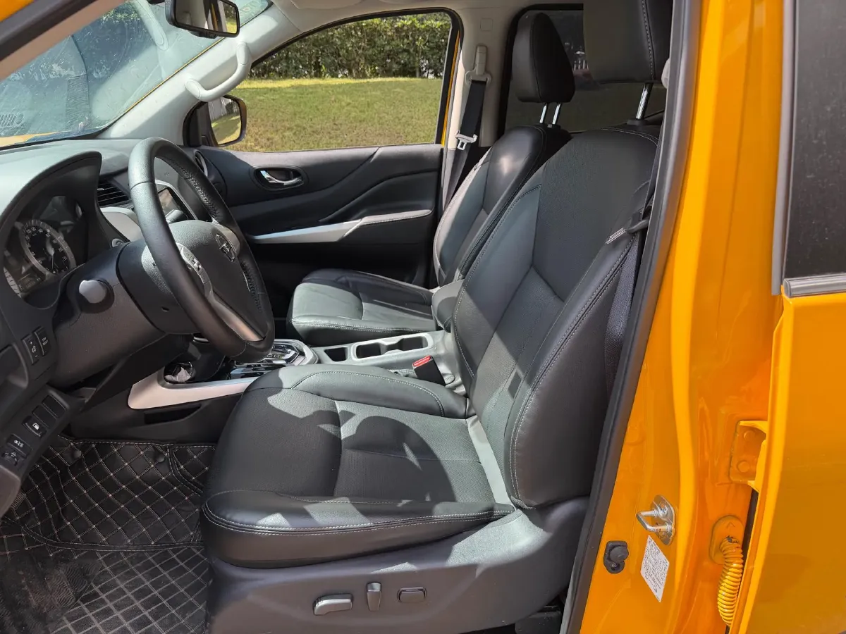 2023 Nissan Navara 2.5L 190HP L4 7AT,autocango,china used car exporter,china ev exporter,chinese used car exporter,chinese used ev exporter