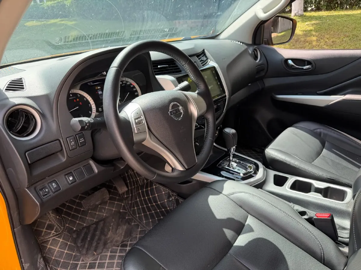 2023 Nissan Navara 2.5L 190HP L4 7AT,autocango,china used car exporter,china ev exporter,chinese used car exporter,chinese used ev exporter