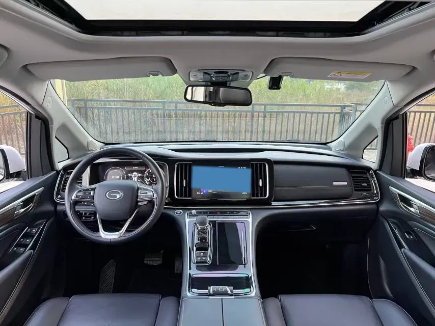 2021 GAC Trumpchi M8 2.0T 252HP L4 8AT,autocango,china used car exporter,china ev exporter,chinese used car exporter,chinese used ev exporter