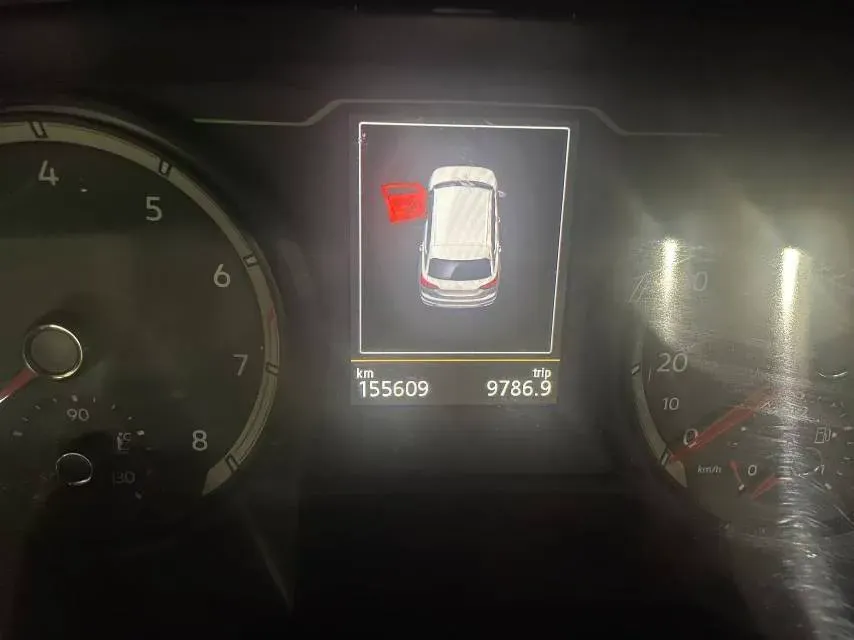 2019 Jeep Cherokee 2.0T 234HP L4 9AT,autocango,china used car exporter,china ev exporter,chinese used car exporter,chinese used ev exporter