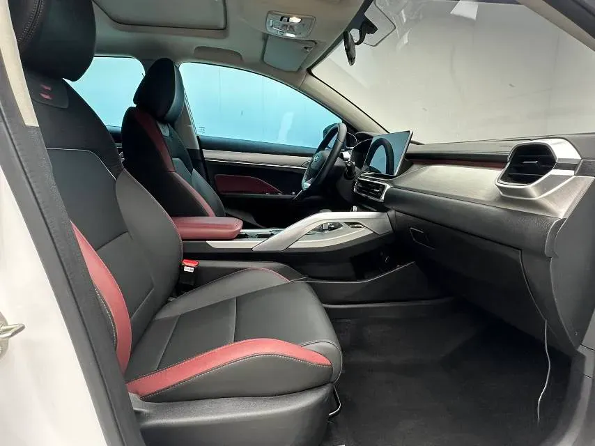 2021 Geely Coolray 1.4T 141HP L4 6DCT,autocango,china used car exporter,china ev exporter,chinese used car exporter,chinese used ev exporter